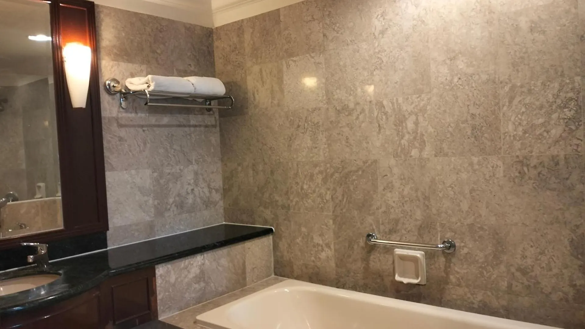 Berjaya Times Square Service Suite By Luna Kuala Lumpur 0*,