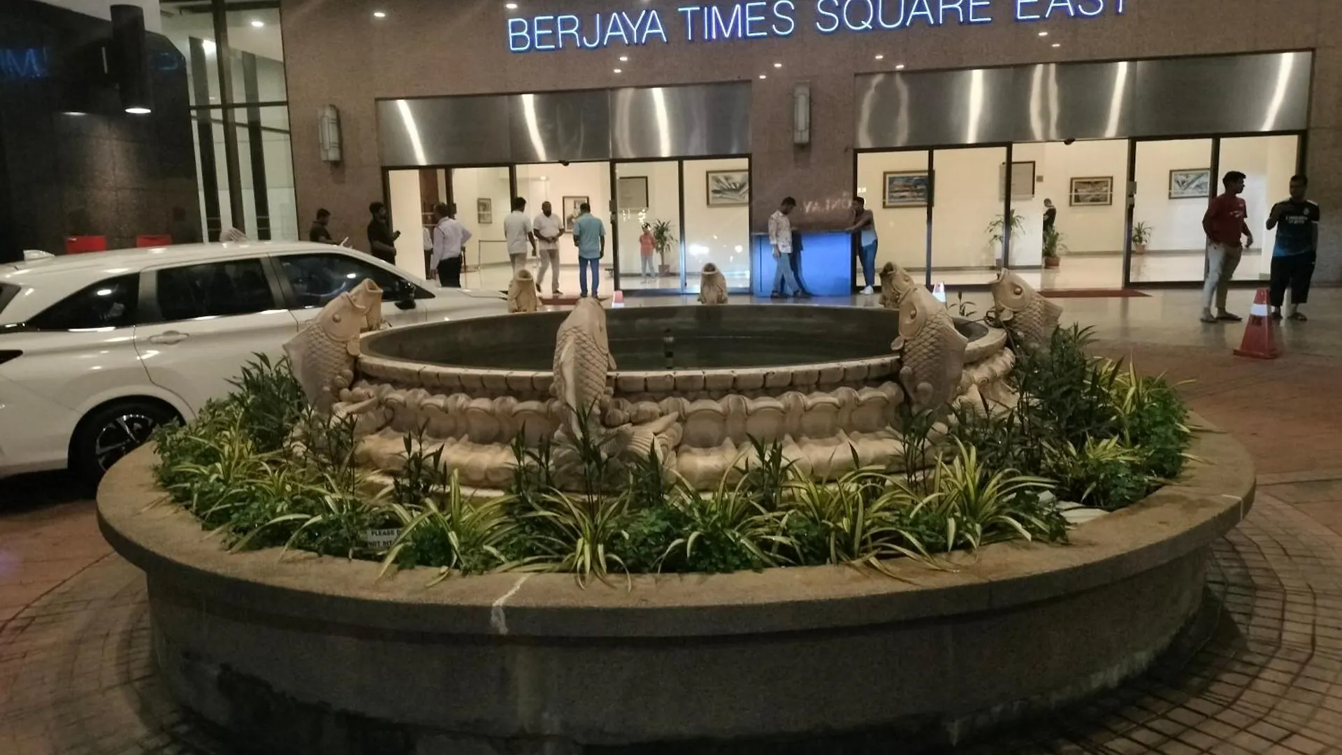 Apartment Berjaya Times Square Service Suite By Luna Kuala Lumpur